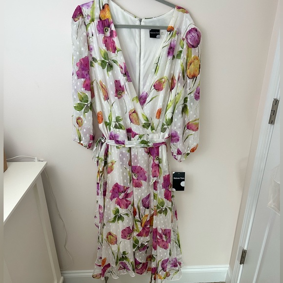 Maison Tara Dresses & Skirts - Maison Tara chiffon floral dress. Size 22W NWT